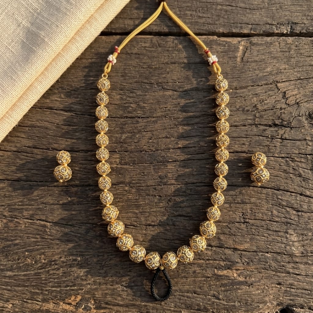 Gold Plated Stone Studded & Beaded Jewellery Set