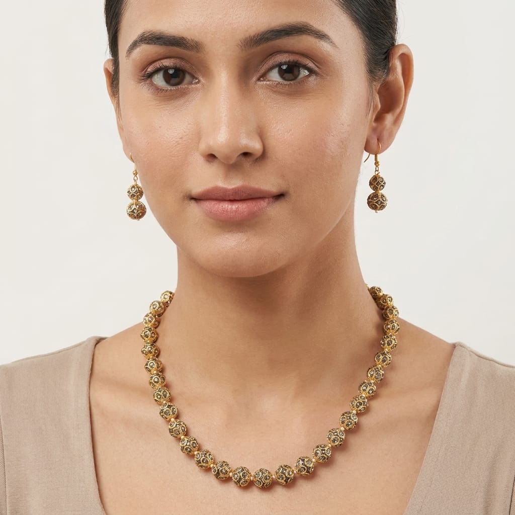 Gold Plated Stone Studded & Beaded Jewellery Set