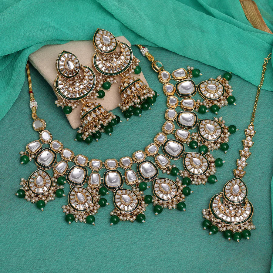 Green Color Kundan Necklace Set