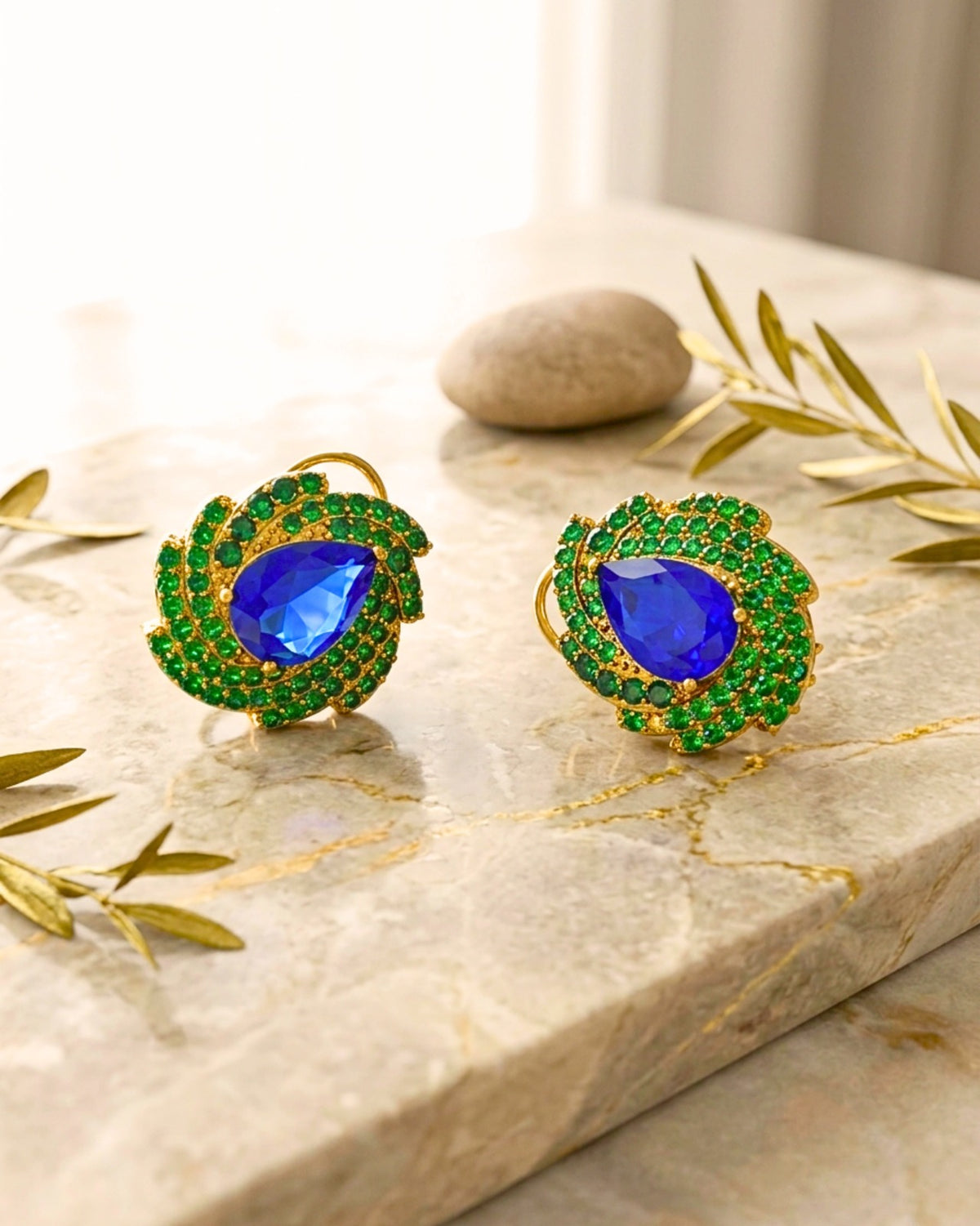 Paiseli Blue green stud with back support and doublet and ad setting