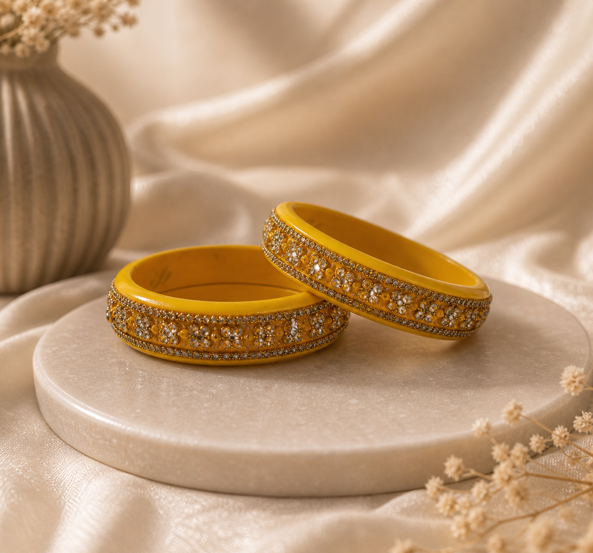 Topaz Fitted Yellow Lac Kada