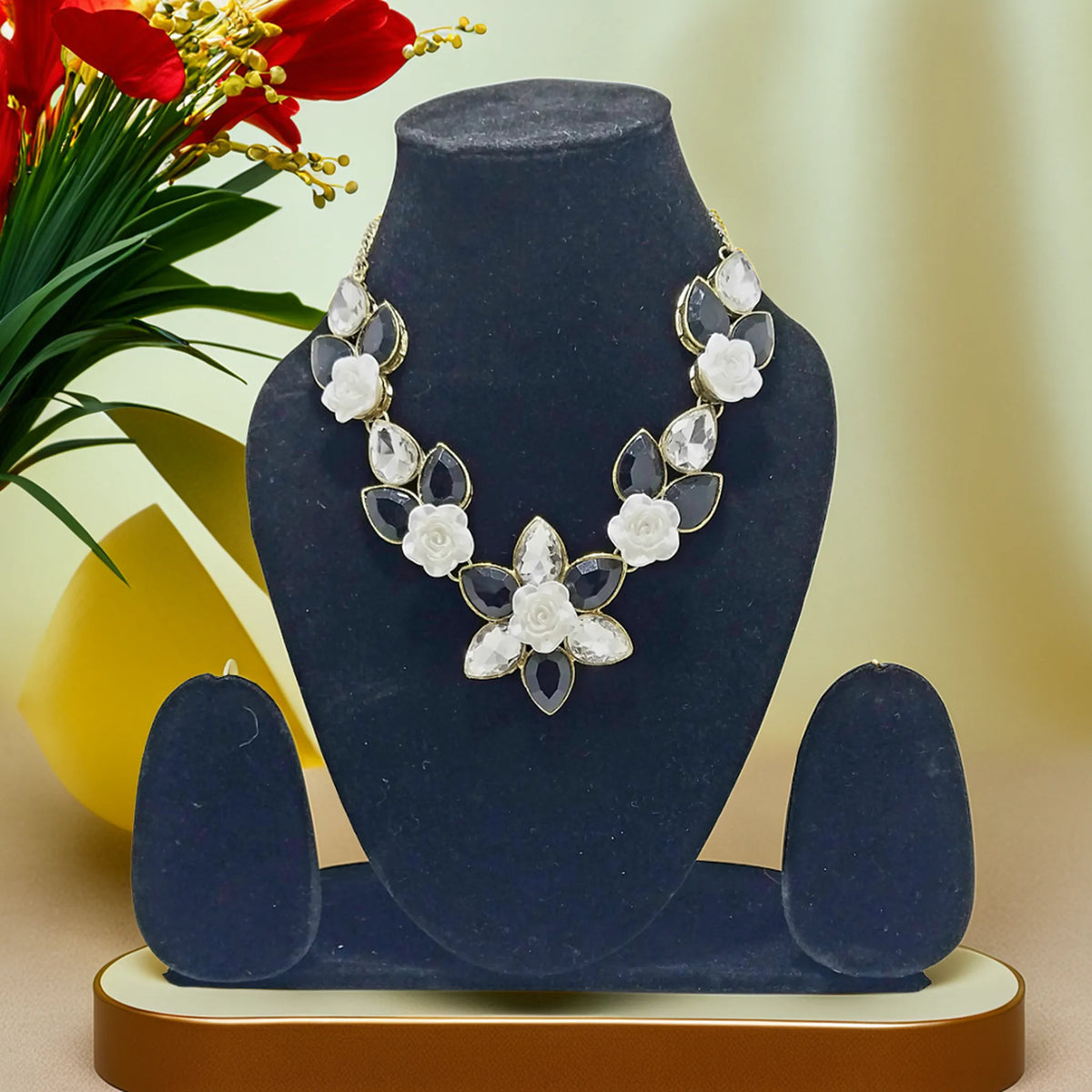 Teardrop Floral Necklace | Traditional Necklace/Choker/Pendant | For Girls and Women