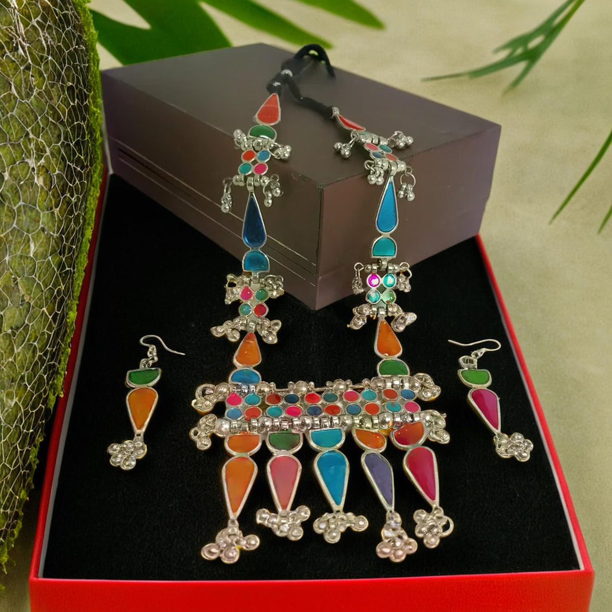 Geometric Stones Silver Oxidized Ranihaar | Traditional Jewelry for Girls & Women.